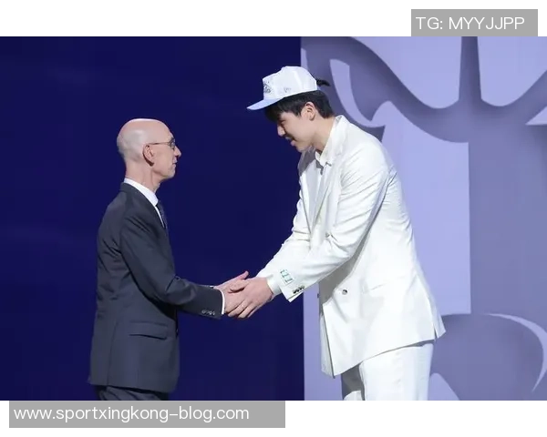 萧华惊讶杨瀚森迅速获得国际关注超越中国界限